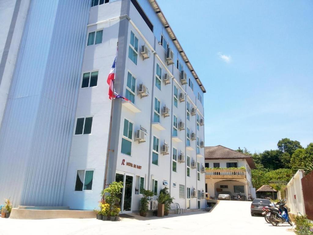 Hotel De Ratt Phuket Patong Exterior foto
