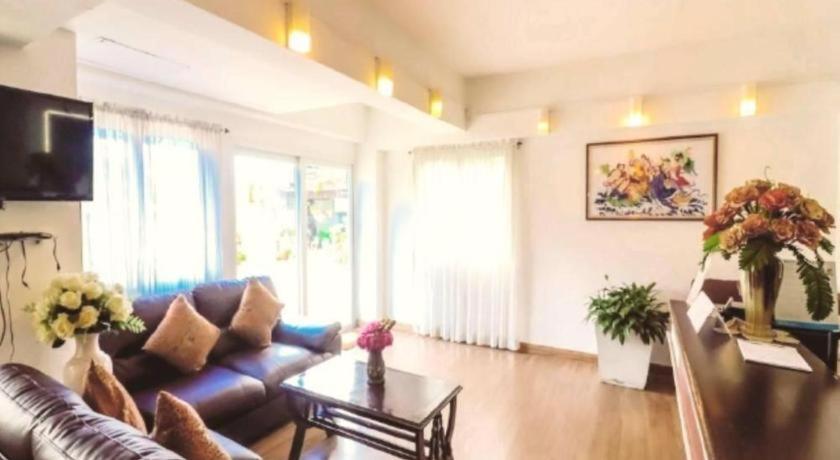 Hotel De Ratt Phuket Patong Exterior foto