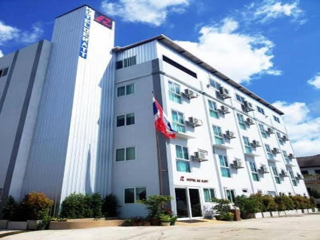 Hotel De Ratt Phuket Patong Exterior foto