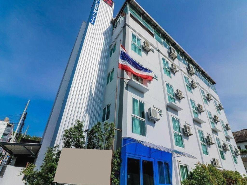 Hotel De Ratt Phuket Patong Exterior foto