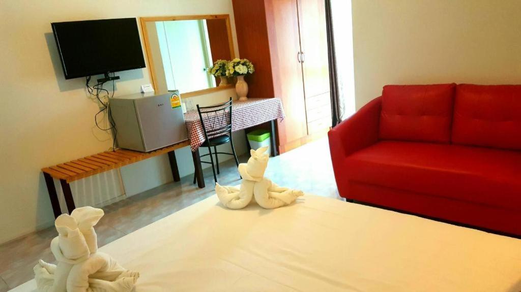 Hotel De Ratt Phuket Patong Exterior foto